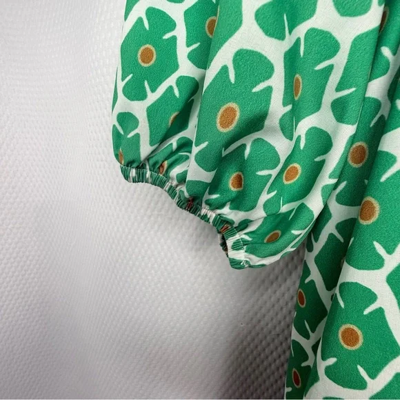 Bohemian Beauty Green Maxi - Picture 4 of 8